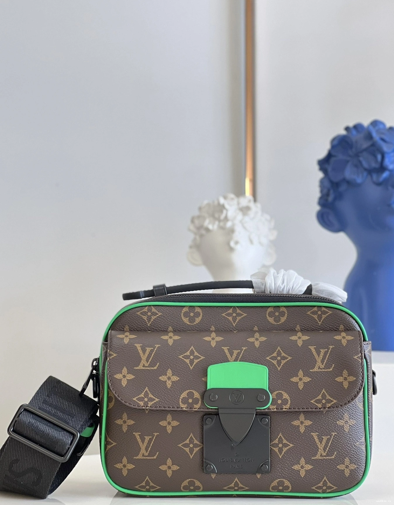 WIS MESSENGER VUITTON LOUIS LOCK S 0817